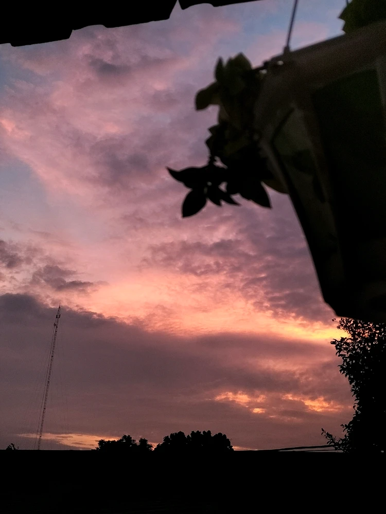 GIF diunggah oleh Rahmi