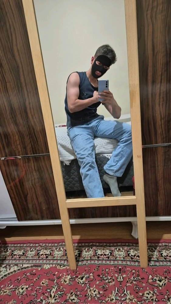 Mertderler tarafından yüklenen GIF