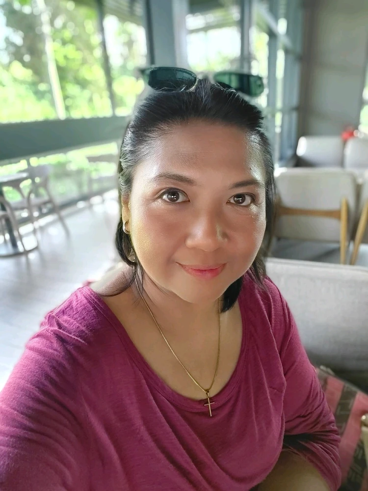 GIF uploaded by Fiona