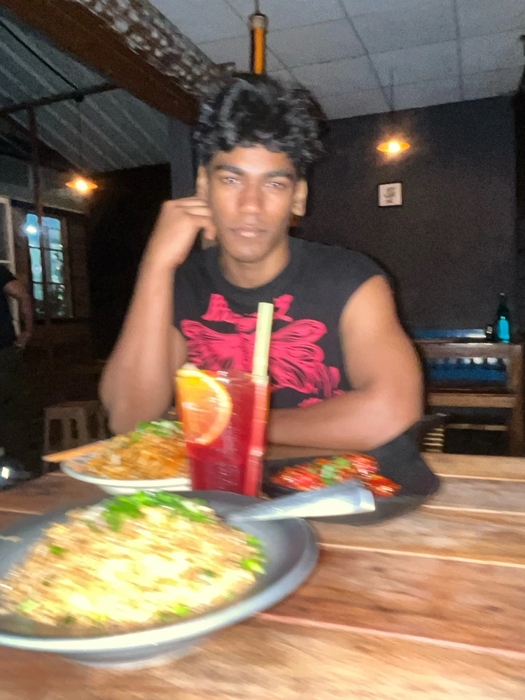 Hareesh GR അപ്‌ലോഡ് ചെയ്ത GIF