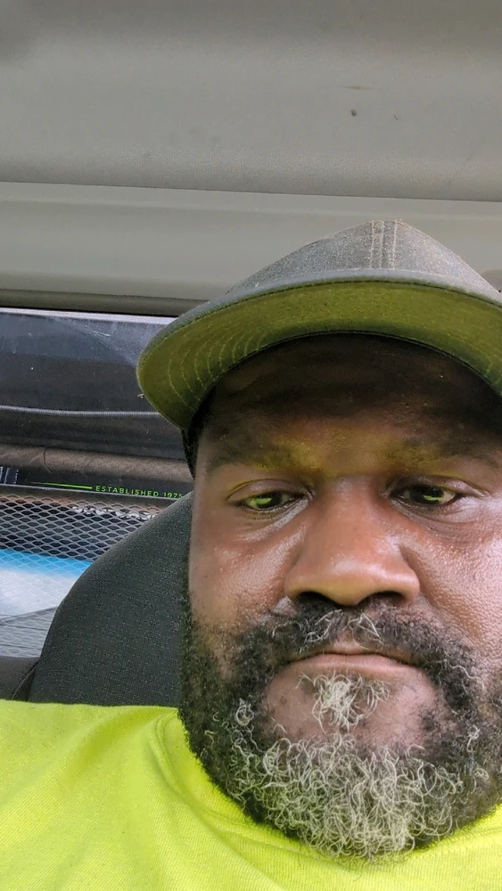 GIF uploaded by Deoh