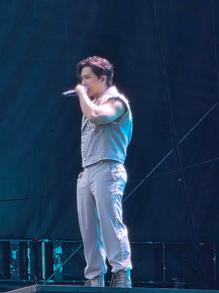 GIF uploaded by Natasha