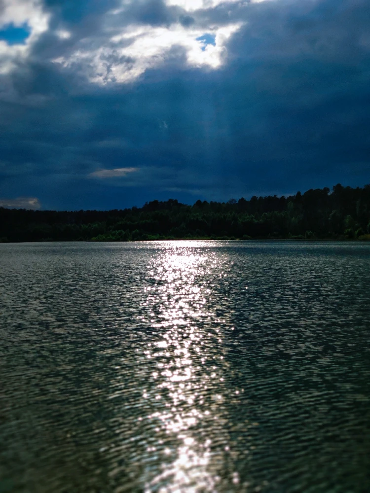 Фото загрузил 🅦🅣🅕ⓄⓍ