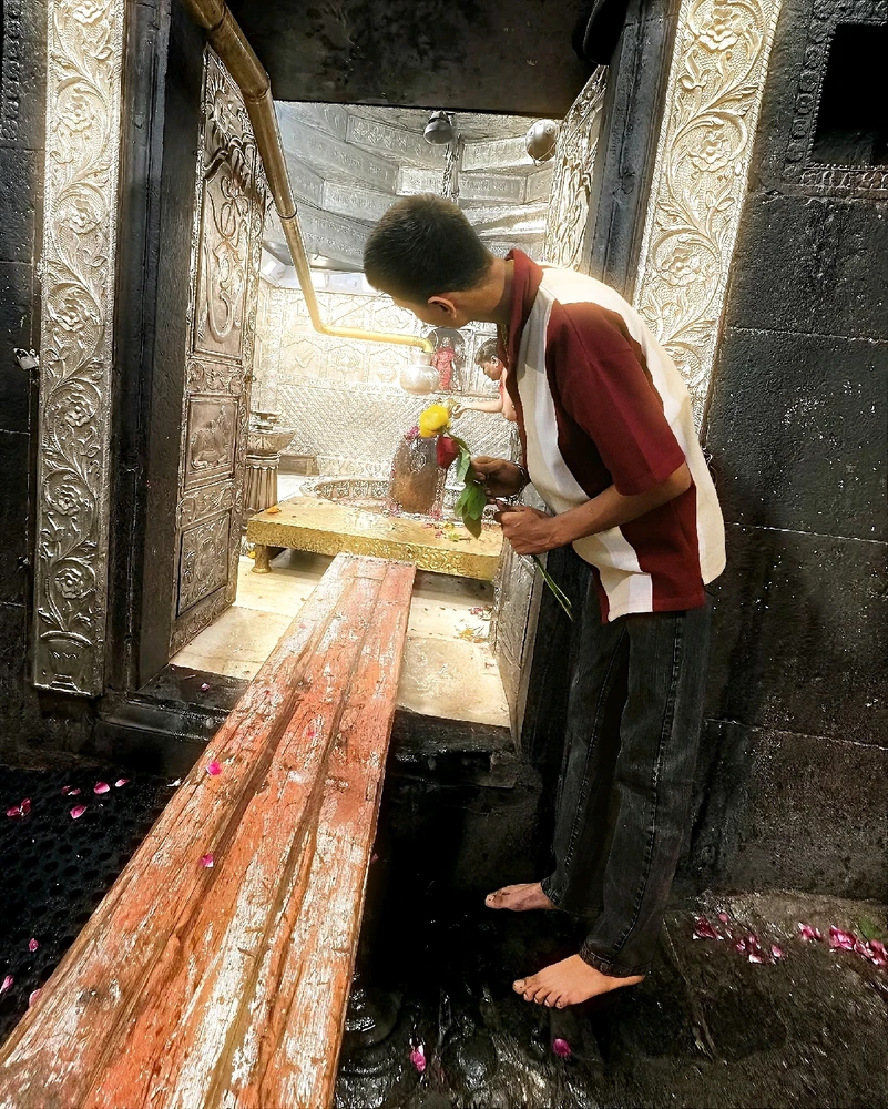 GIF uploaded by Atharv