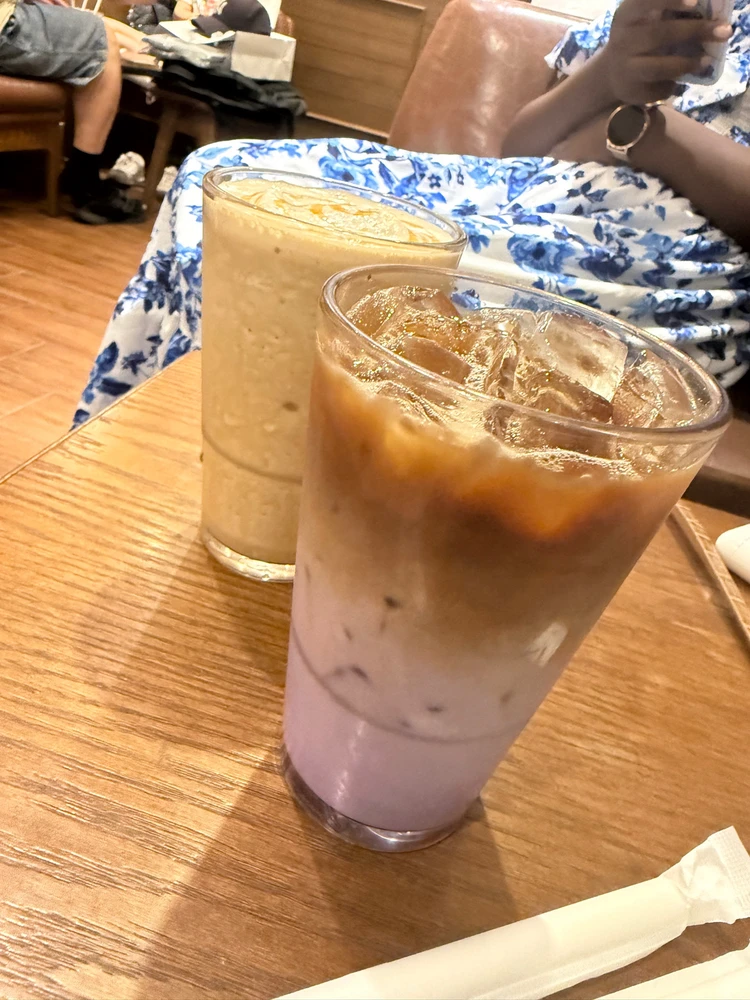 GIF uploaded by Isi