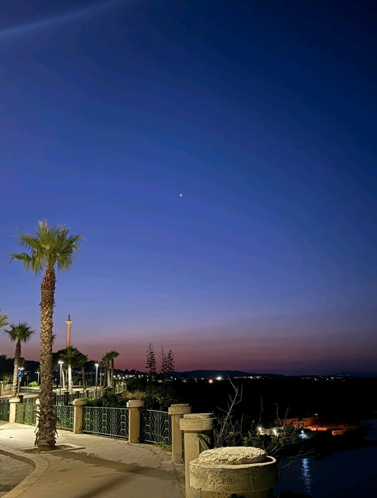 Seconda stella a destra, questo è il cammino.