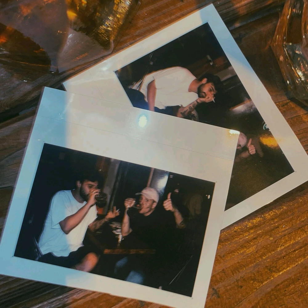 Emir tarafından yüklenen GIF