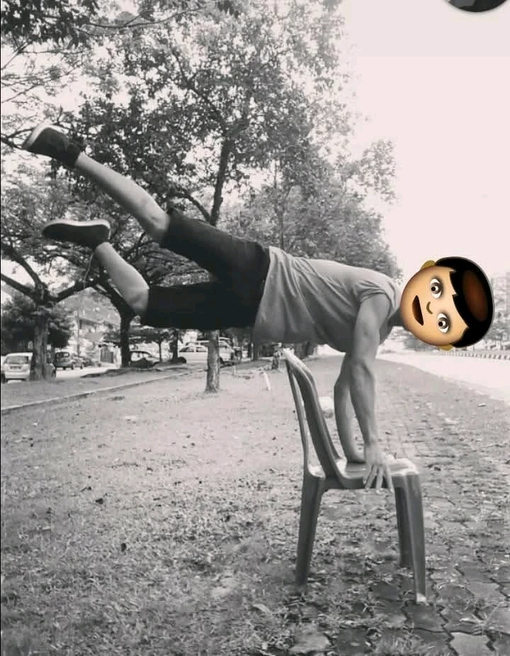 GIF uploaded by Ipeng