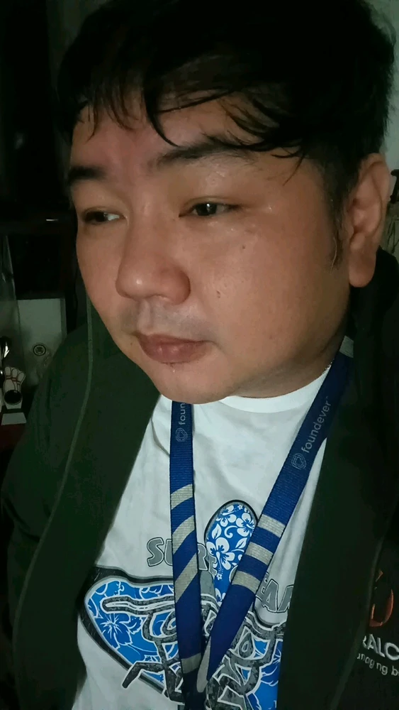 I-upload ni Mhigzy Whigzy ang larawan