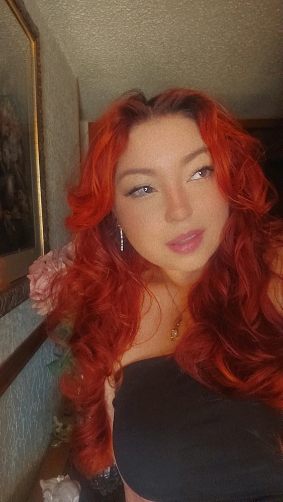 GIF uploaded by Ariel