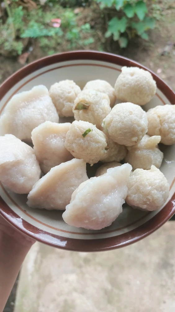 GIF diunggah oleh Ayu