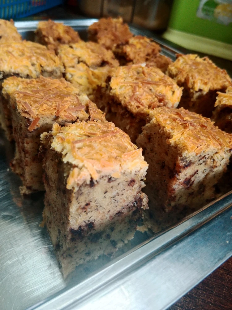 GIF diunggah oleh Ayna