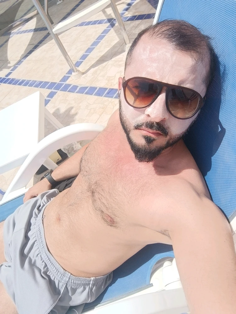 GIF uploaded by Azumi