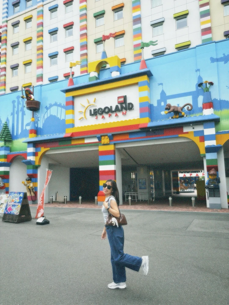 GIF uploaded by J π·