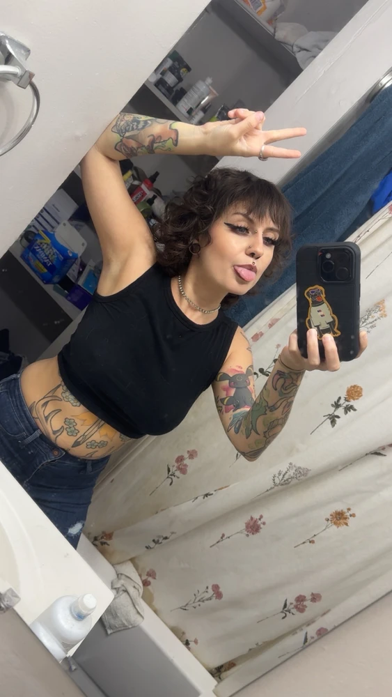 GIF uploaded by Ash
