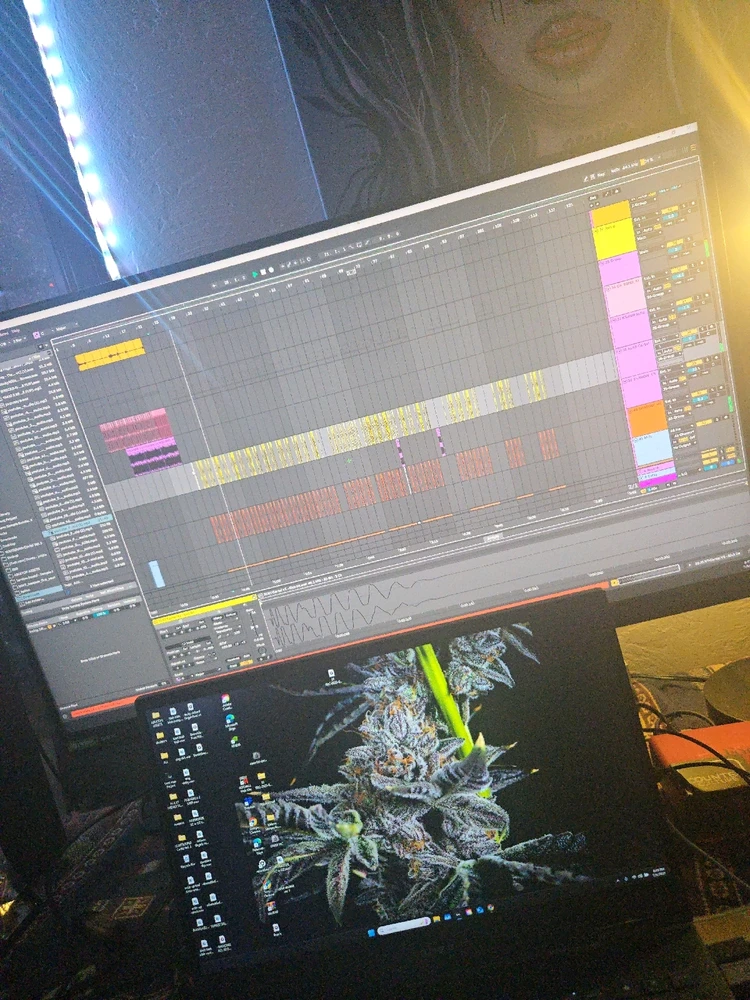 GIF uploaded by Antonio