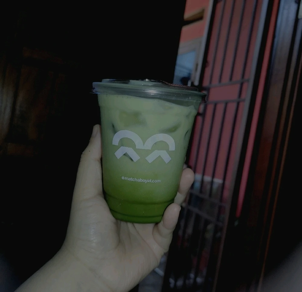 GIF diunggah oleh 𝚅𝙴𝙻𝙾𝚄𝚁𝙸𝚇