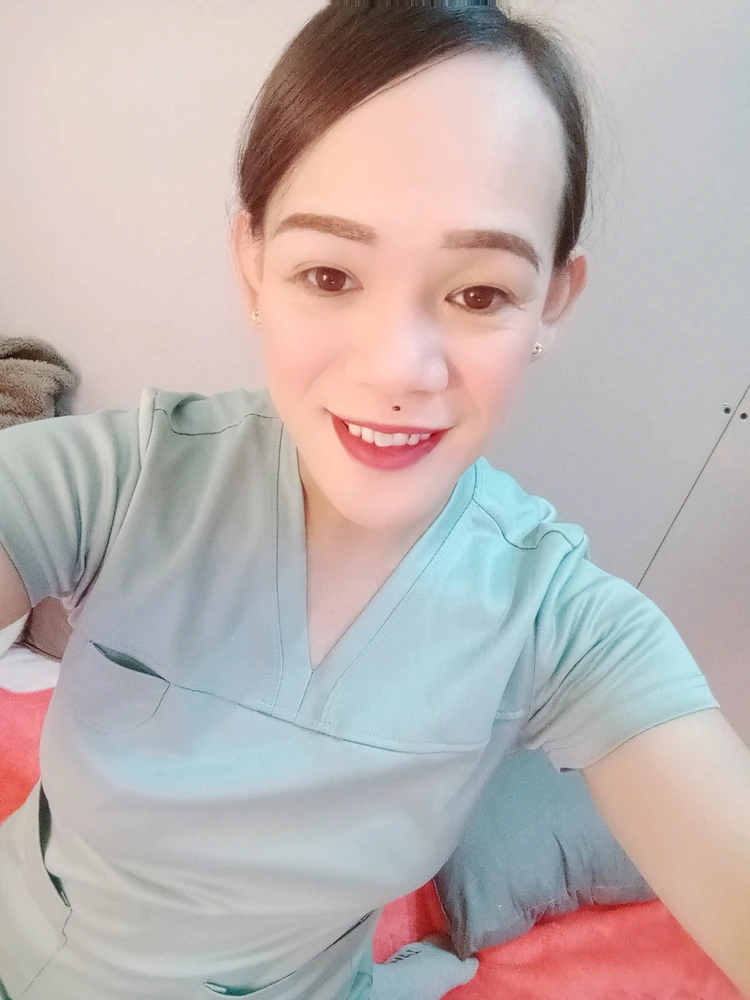 I-upload ni Zyra ang larawan