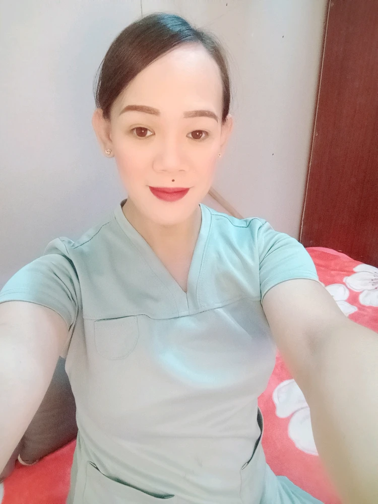I-upload ni Zyra ang larawan