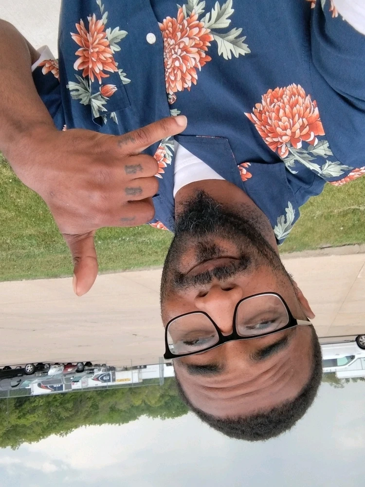 GIF uploaded by Kyron