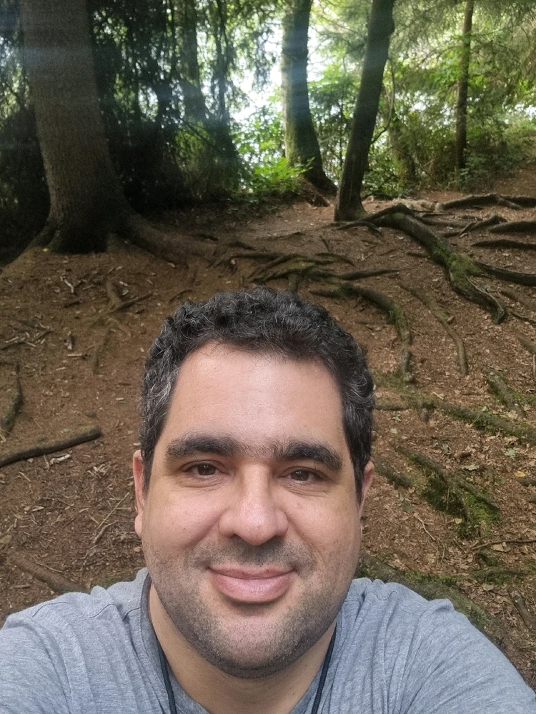 GIF uploaded by Hugo