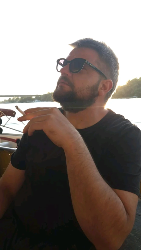 GIF otpremio/la Dusan