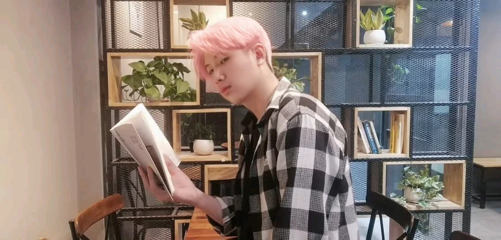 GIF được RainT tải lên