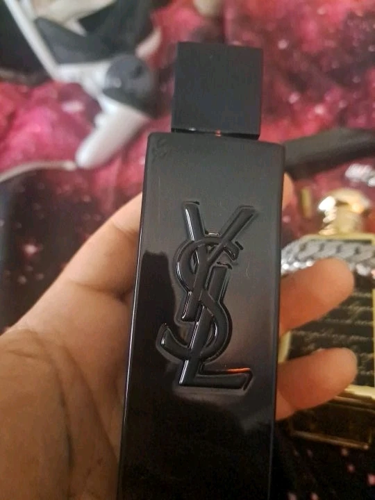 Gambar diunggah dening Branded