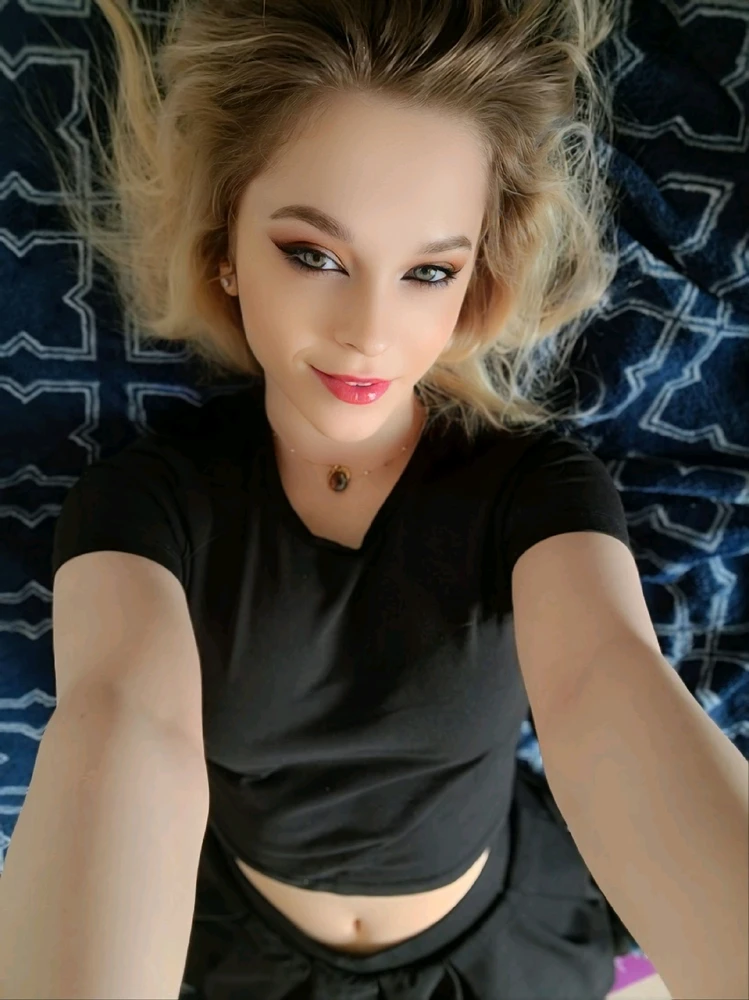 GIF diunggah dening Kendall