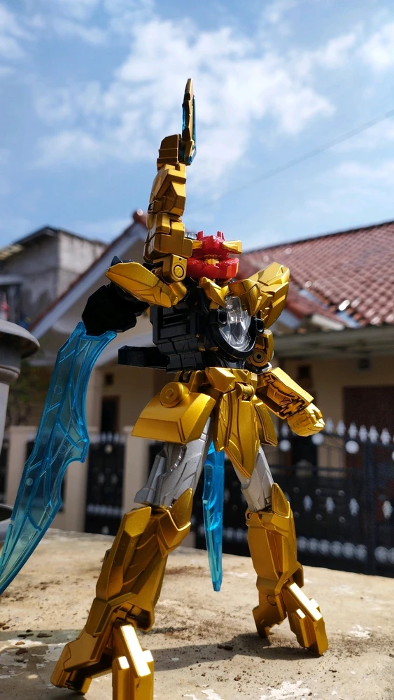 I-upload ni Eban ang larawan
