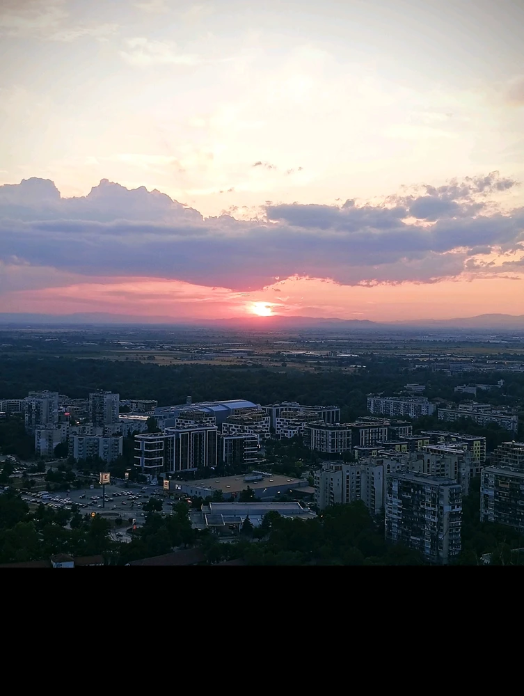 GIF uploaded by Цеко