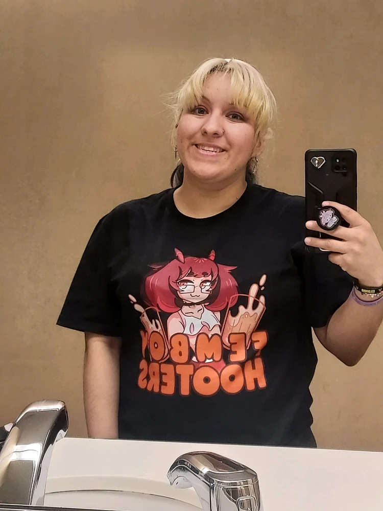 Image uploaded by Roxy-chan