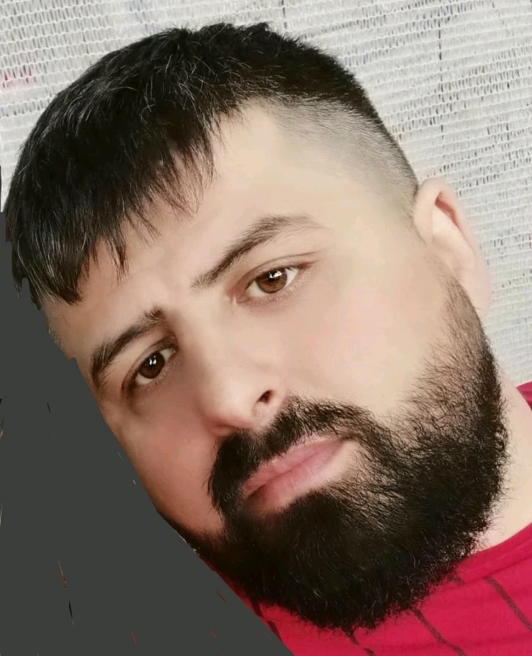 GIF încărcat de Ionuț Florin