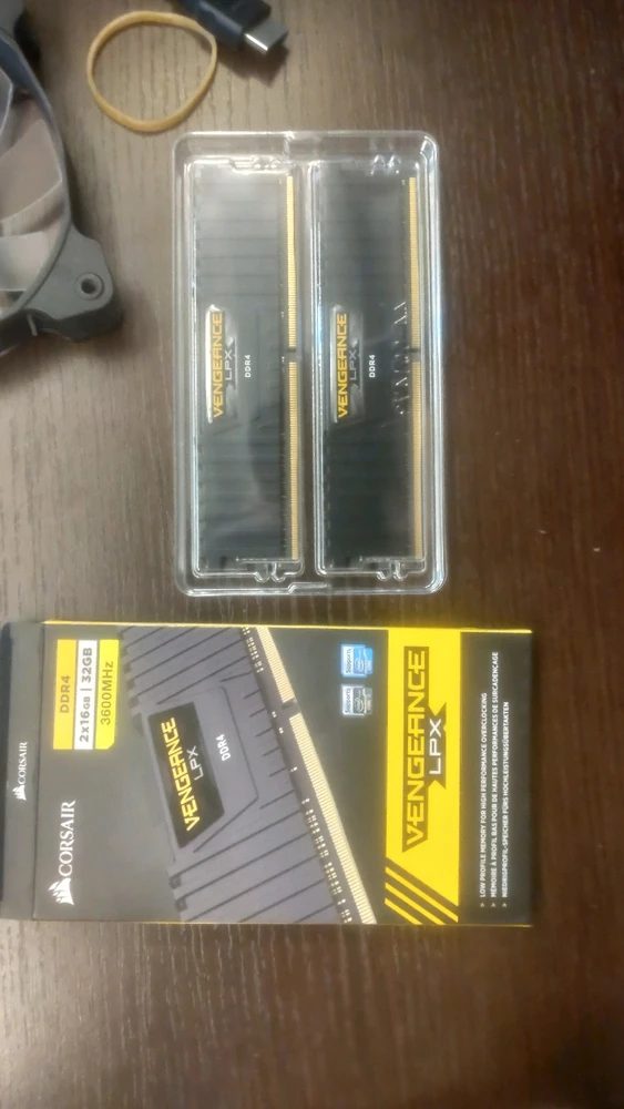 GIF caricata da ҒRΔ