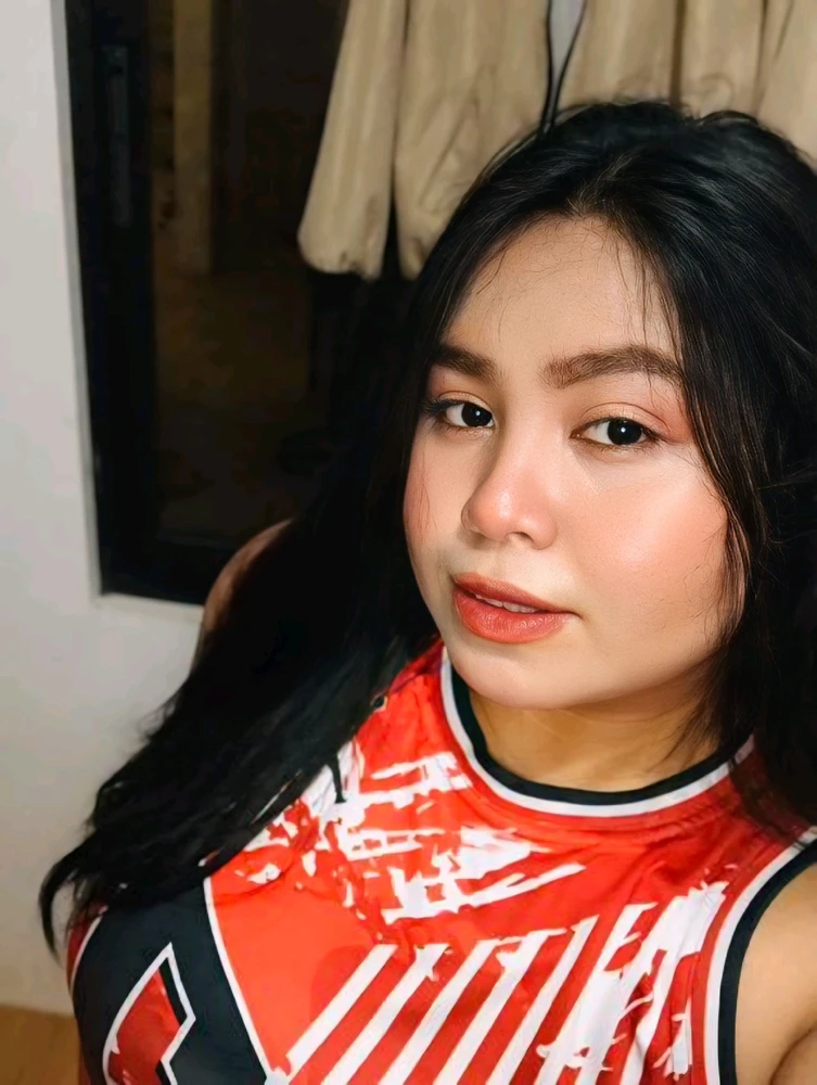 Flexing my Jersey💜