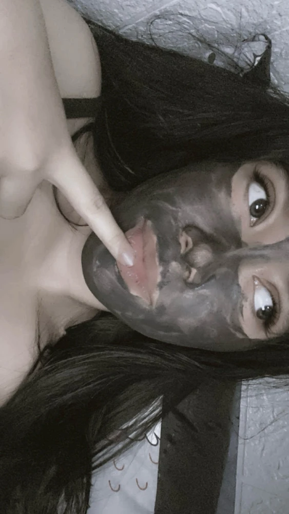 GIF uploaded by Andin