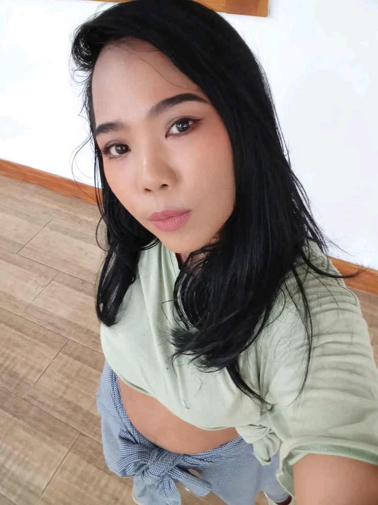 GIF diunggah oleh Aishwa