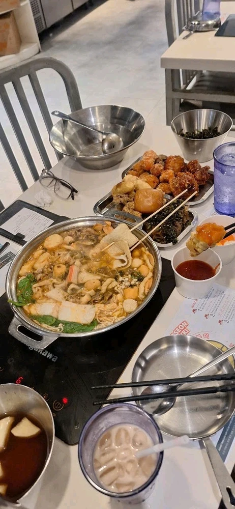 GIF được Puppies litth tải lên