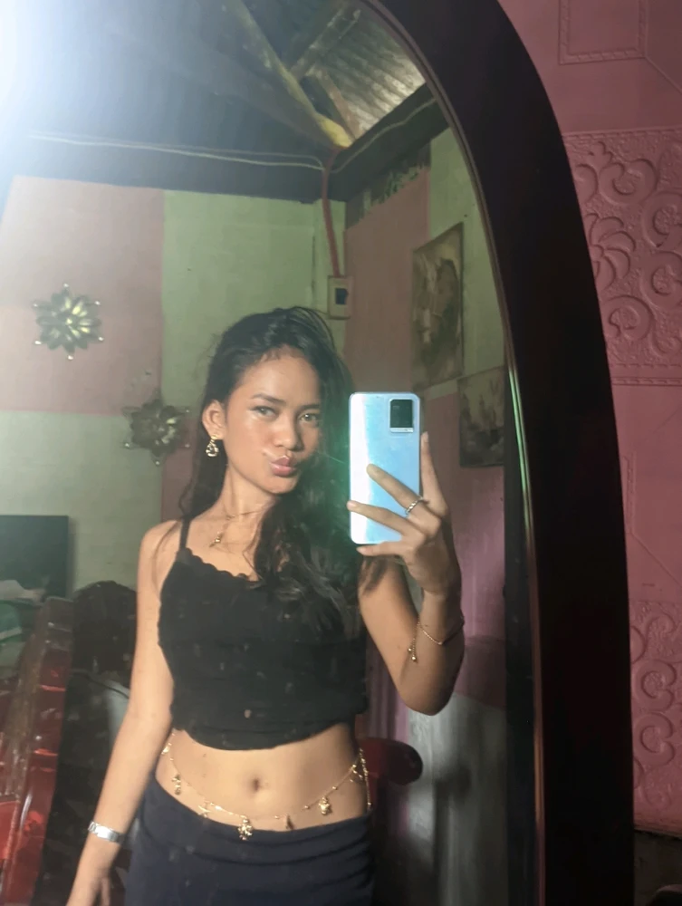 GIF uploaded by yoraeka