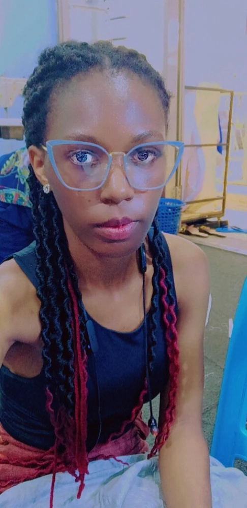 GIF uploaded by Lyndah