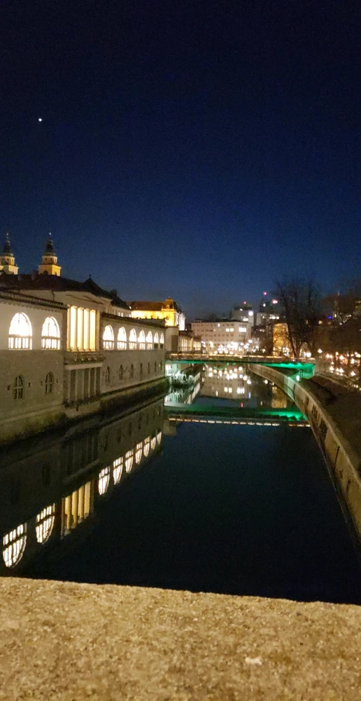 Just a bunch of pictures 🗺🌎

Guess where?