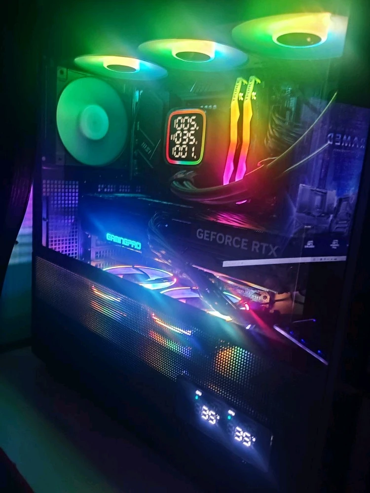 Фото загрузил Евгений