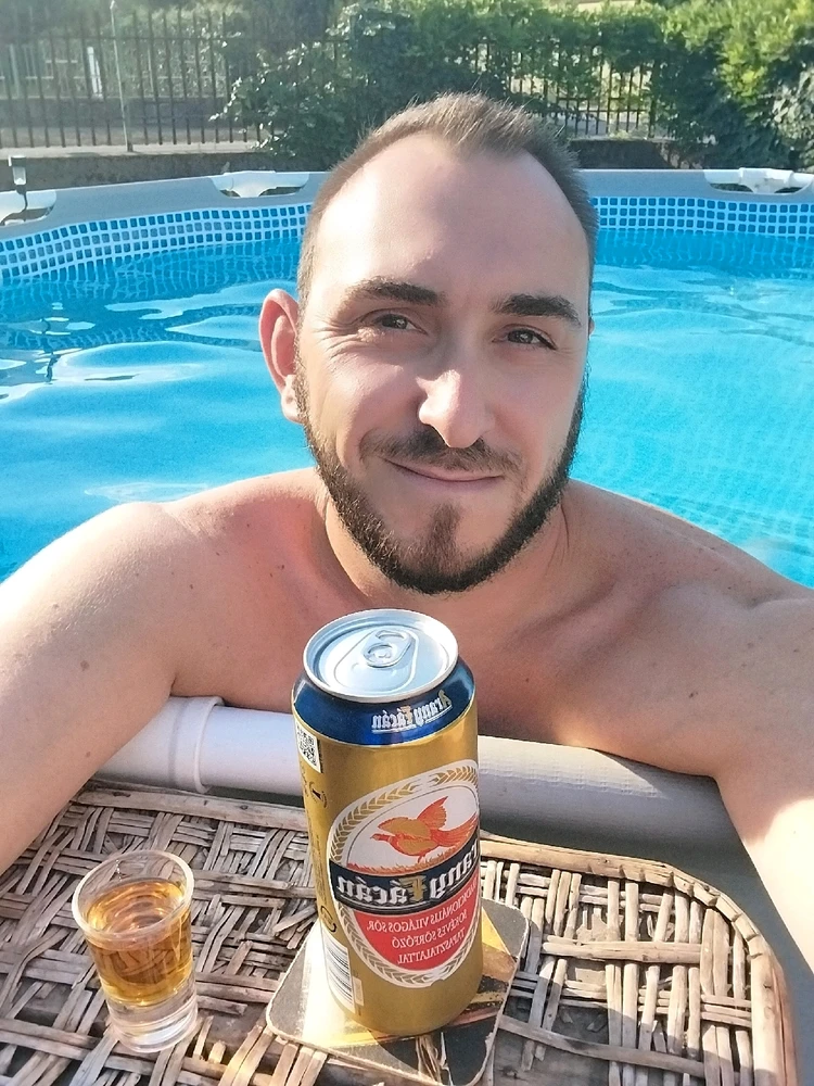 Zoli által feltöltött GIF