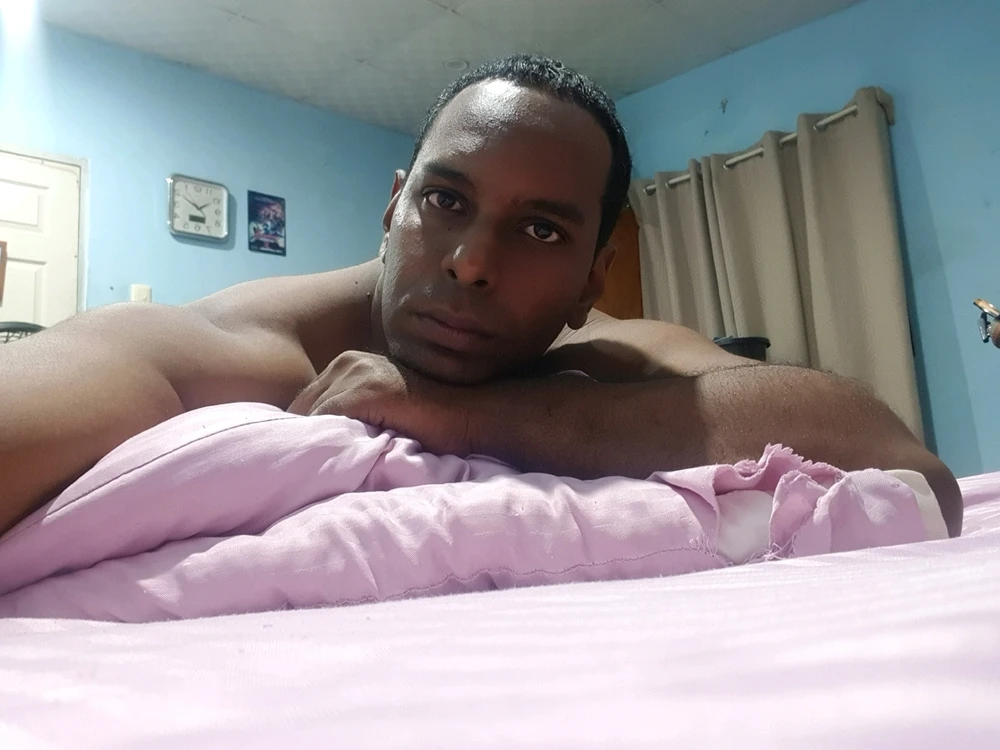 GIF uploaded by Arnold
