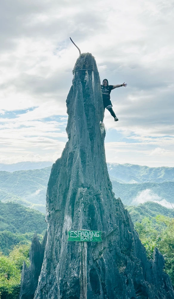 GIF uploaded by Levy