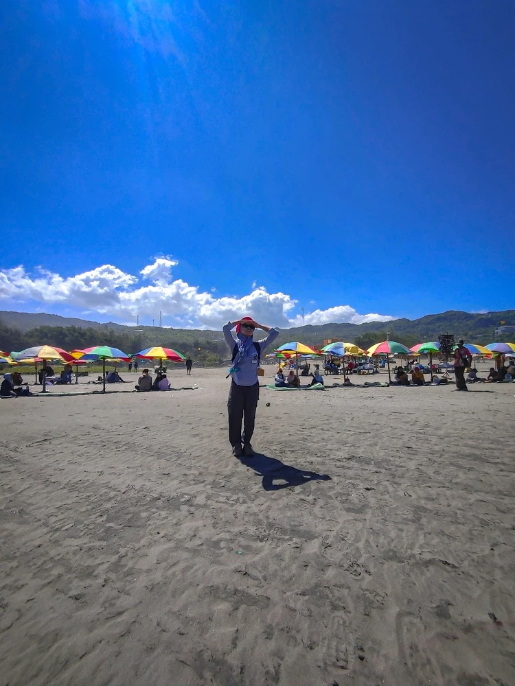 GIF diunggah oleh Air