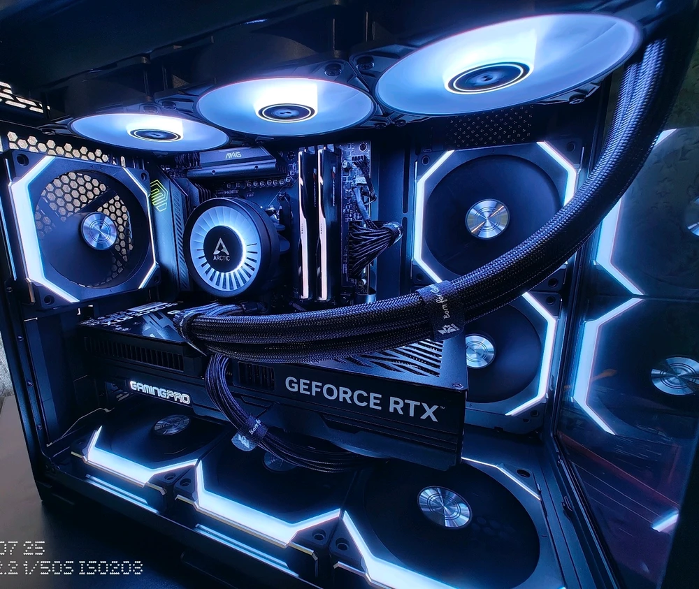 GIF загрузил Алексей