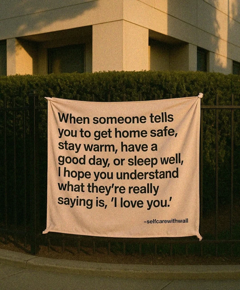 GIF uploaded by 𝓢𝓮𝓻𝓮𝓷 • 𝓢𝓮𝓻𝓮𝓷𝓭𝓲𝓹𝓲𝓽𝔂