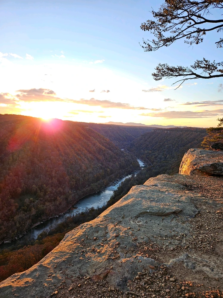 Gambar diunggah dening Anthony