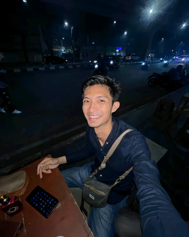 GIF diunggah oleh Wahyu